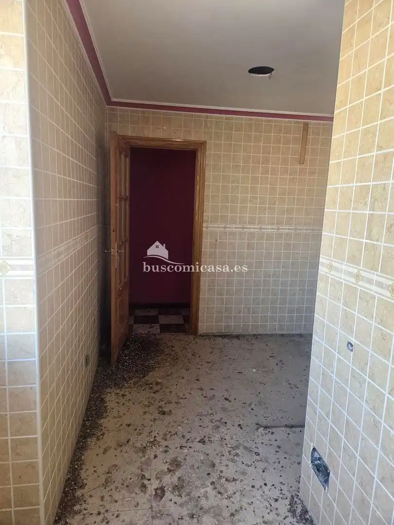 Piso en venta en Torredonjimeno con Terraza y Balcón