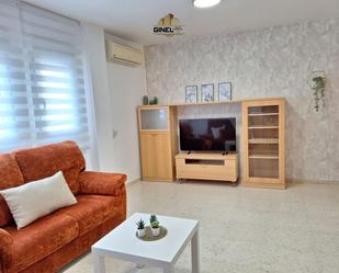 Sala d'estar de Apartament de lloguer en  Jaén Capital amb Aire condicionat i Calefacció