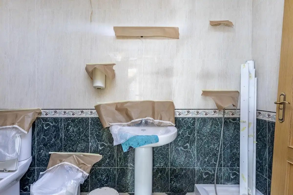 Bathroom of Flat for rent in Ronda