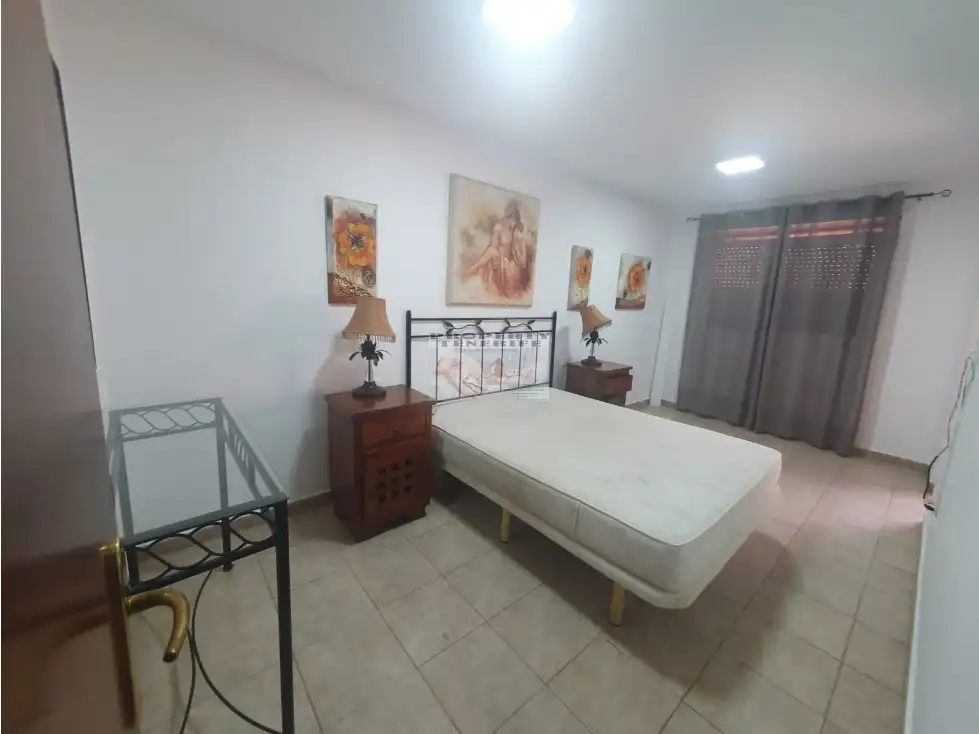 Habitación de Dúplex en venta en Arona con Amueblado
