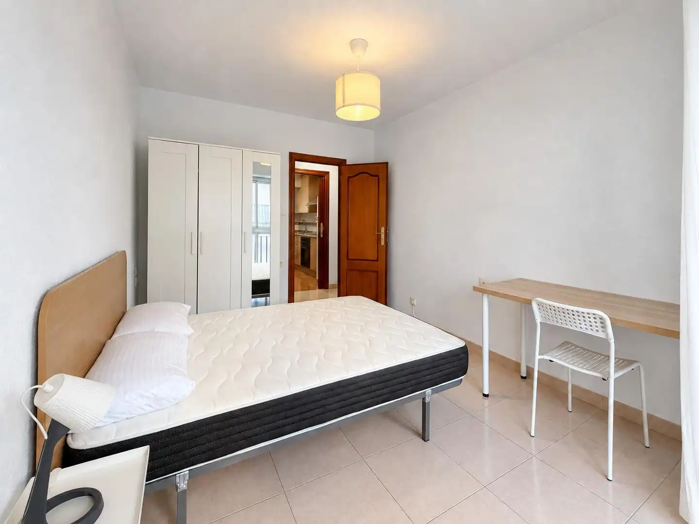 Bedroom of Flat for rent in Burjassot  with Furnished