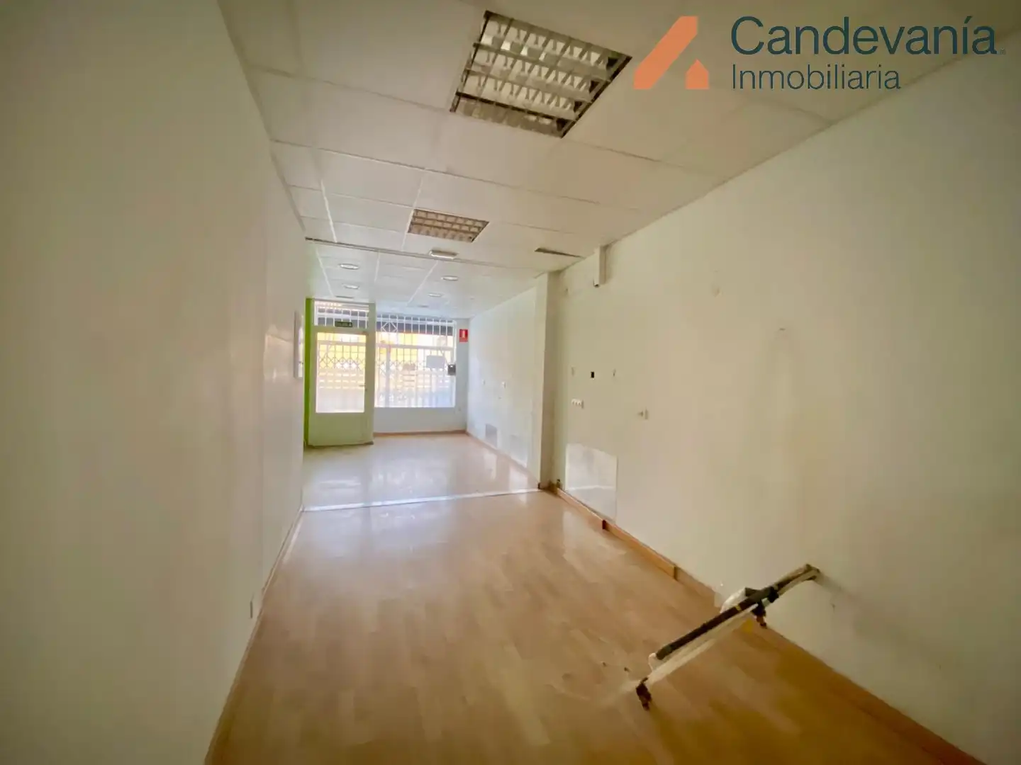 Finca rústica en venta en Villanueva de Gállego con Jardín privado