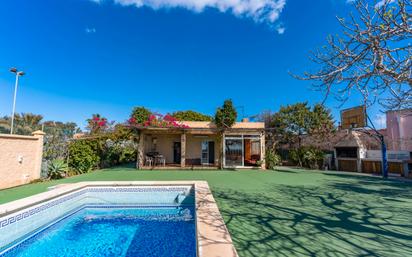 Piscina de Casa o xalet en venda en  Almería Capital amb Piscina