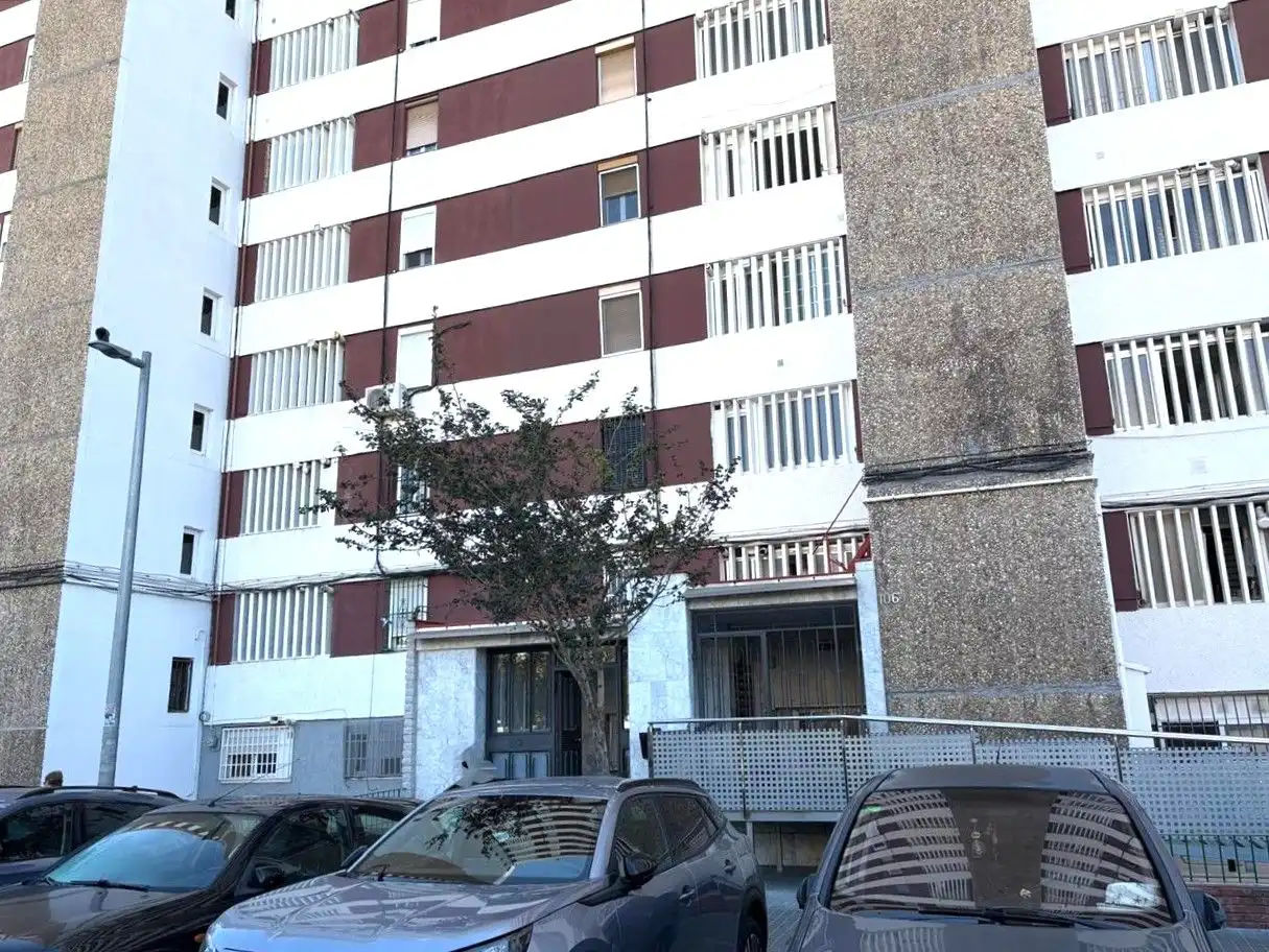 Außenansicht von Wohnungen zum Verkauf in L'Hospitalet de Llobregat
