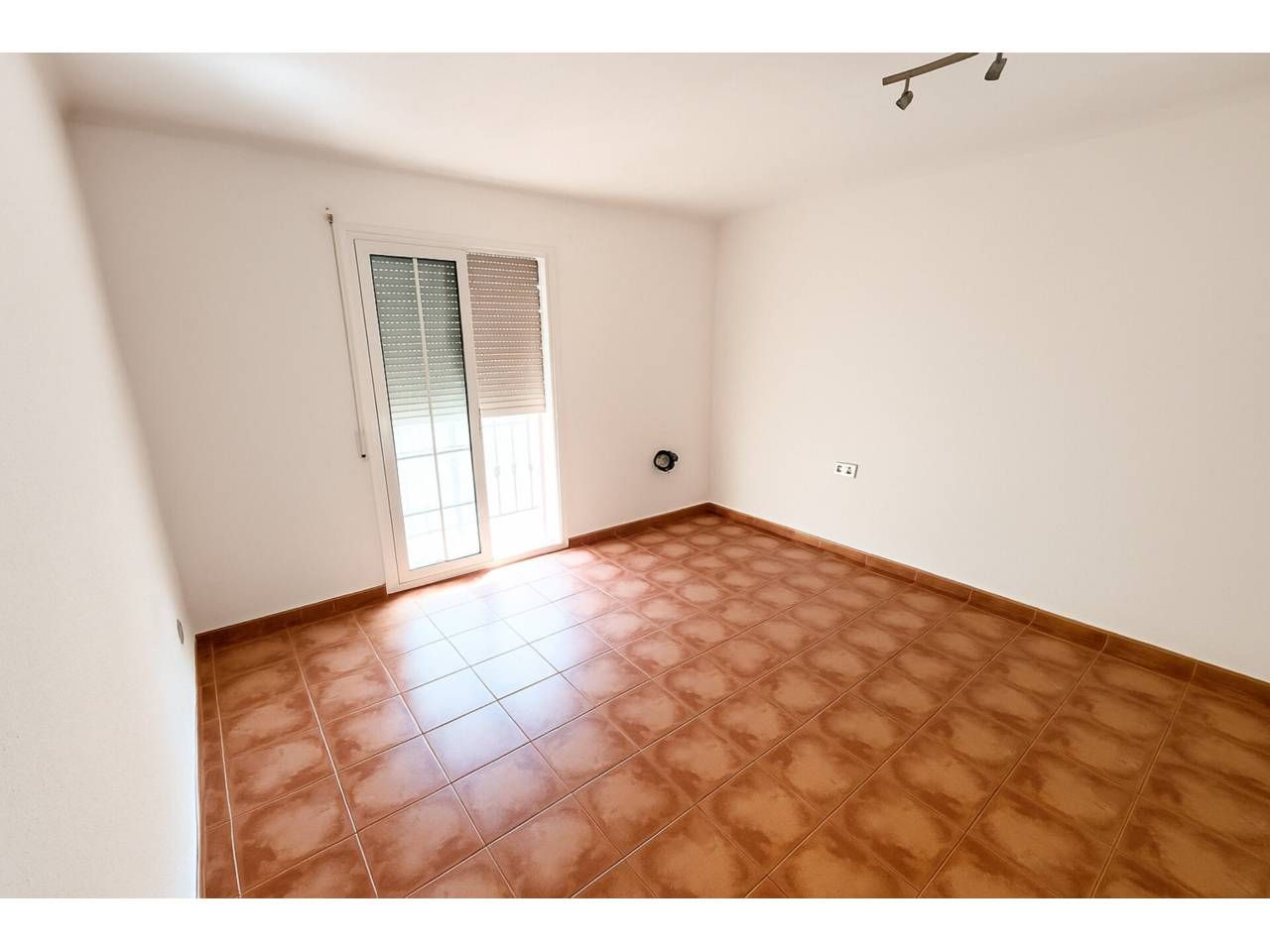 Habitación de Piso en venta en Santa Coloma de Gramenet con Aire acondicionado, Calefacción y Balcón
