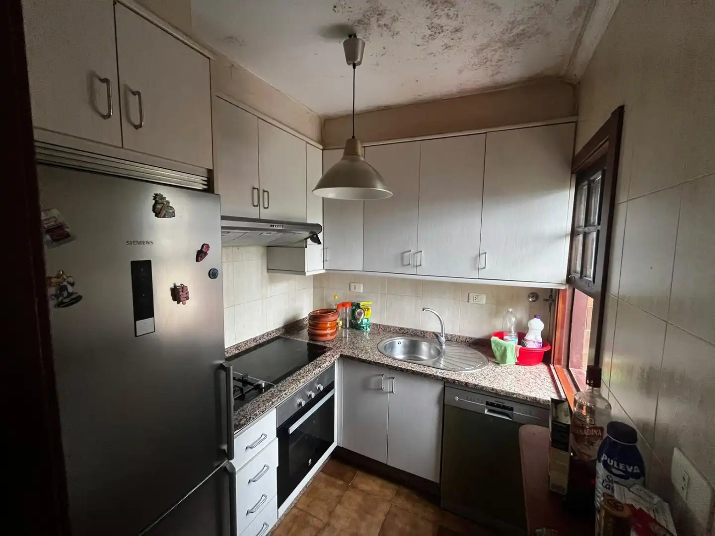 Cocina de Casa o chalet de alquiler en San Cibrao das Viñas, Ourense