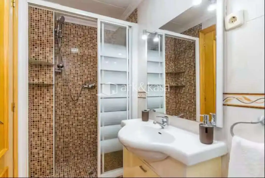 Baño de Casa o chalet de alquiler en Torrent con Jardín privado, Terraza y Trastero