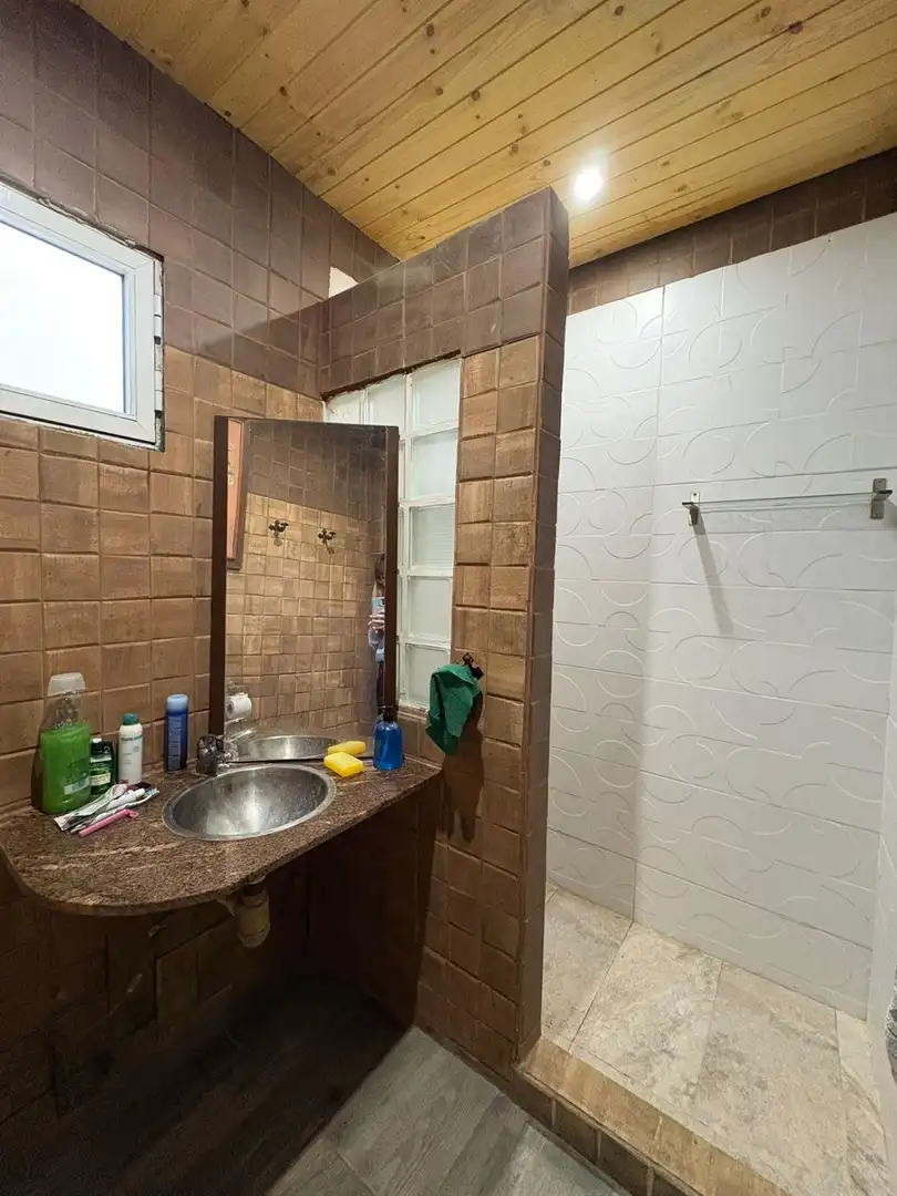 Bany de Casa o xalet en venda en Loranca de Tajuña amb Aire condicionat, Calefacció i Jardí privat