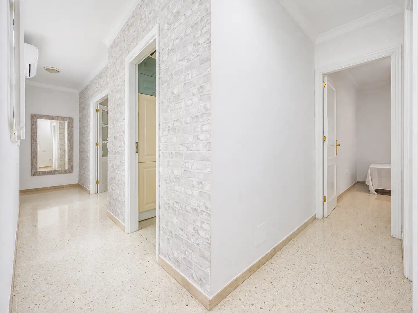 Wohnung zum Verkauf in Las Palmas de Gran Canaria mit Klimaanlage, Abstellraum und Möbliert