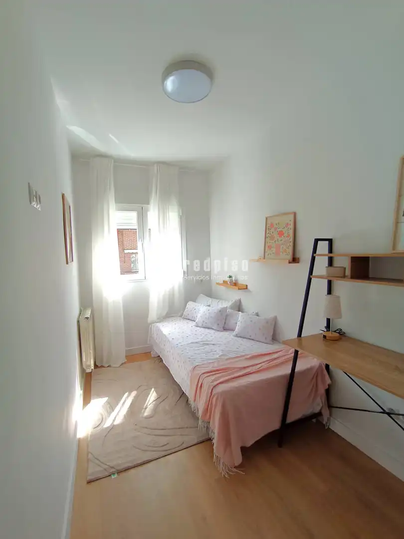 Schlafzimmer von Wohnung zum Verkauf in Madrid mit Klimaanlage, Heizung und Terrasse