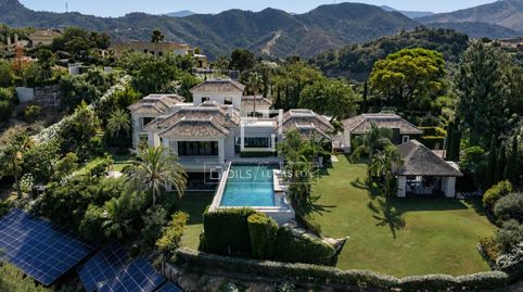 Residencia de 6 dormitorios y 7 baños en una parcela de 6.426 m, diseñada para combinar privacidad, bienestar, golf y entretenimie, imatge 2