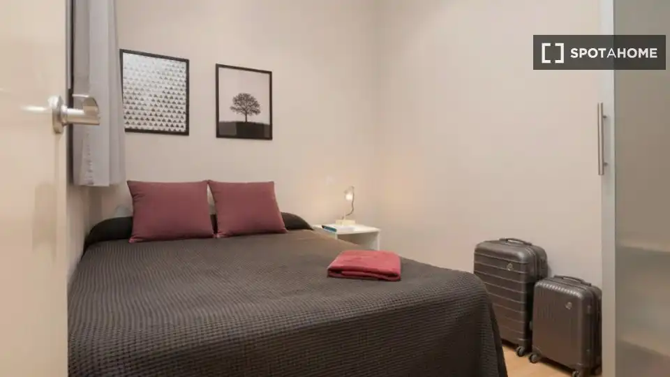 Bedroom of Flat for rent in Barcelona  with Air Conditioner, Heating and Furnished