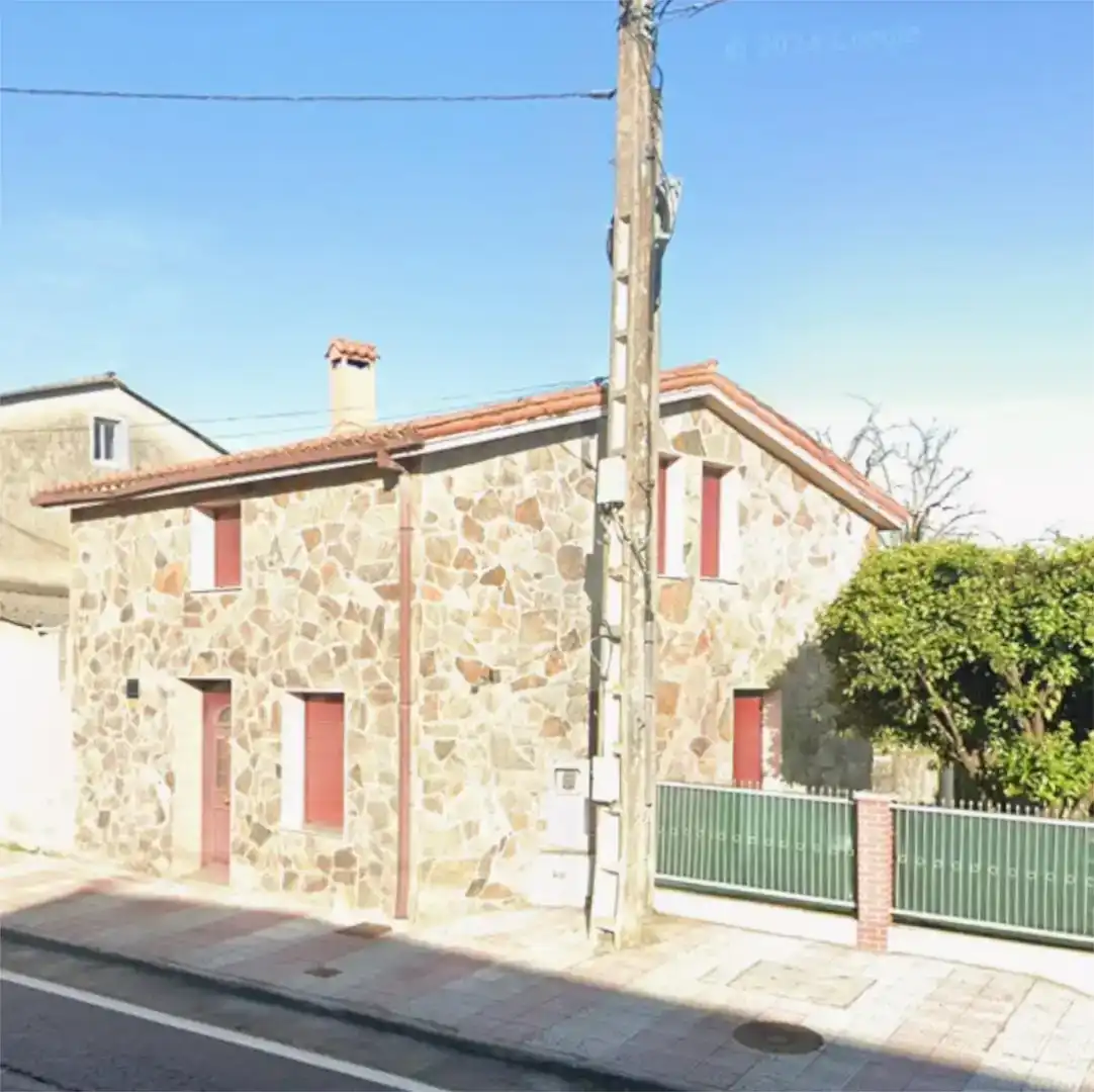 Außenansicht von Haus oder Chalet zum Verkauf in Bergondo, A Coruña
