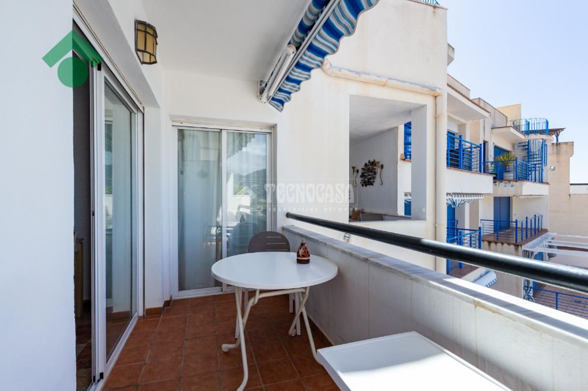 Flat for sale in La Herradura centro