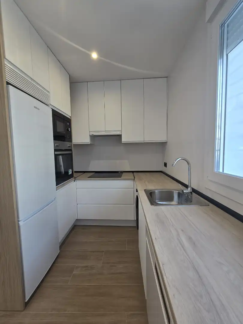 Piso en venta en Calle Escudero, 22, Casco Antiguo