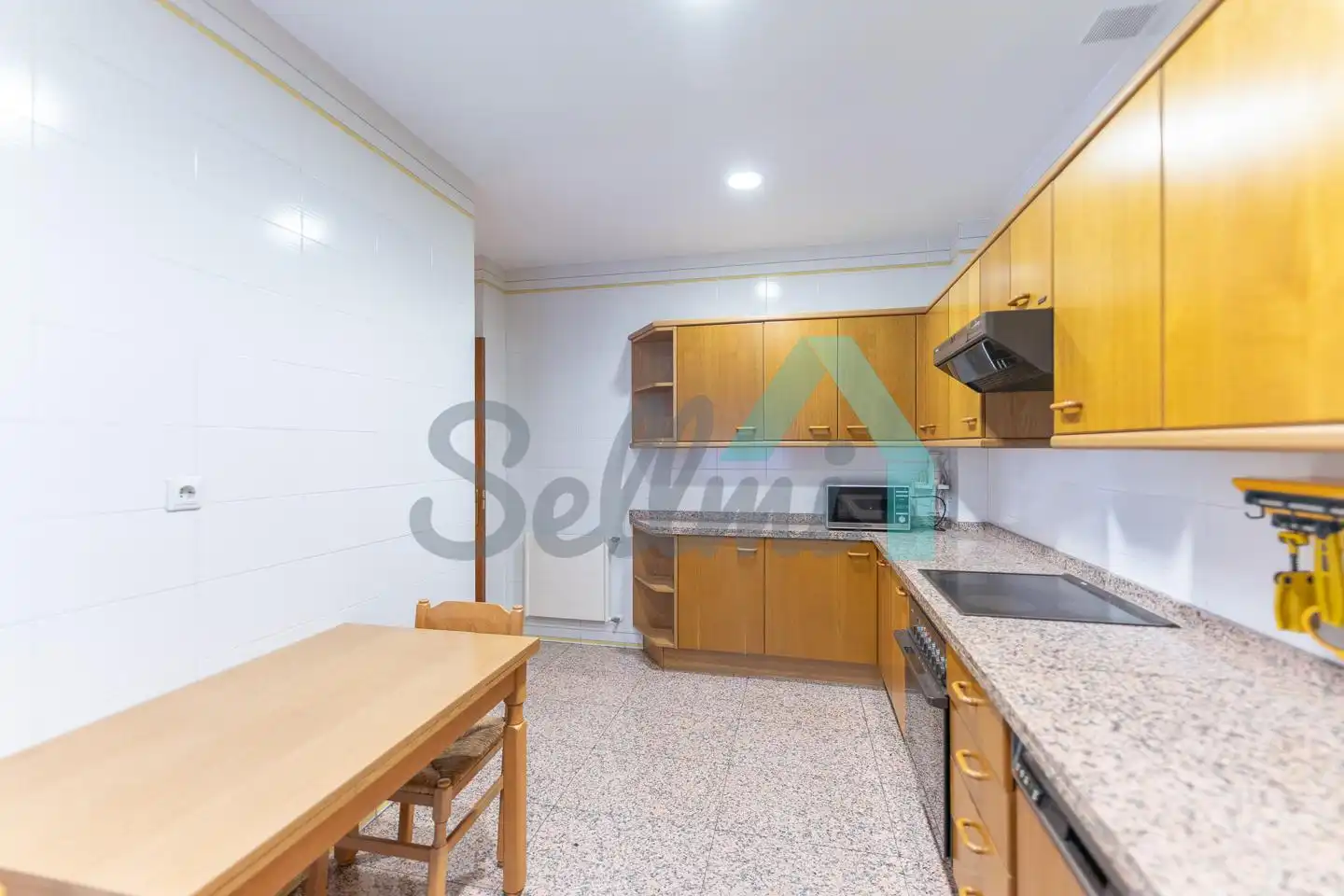 Piso con terraza en alquiler en Calle de Campomanes, imagen 10
