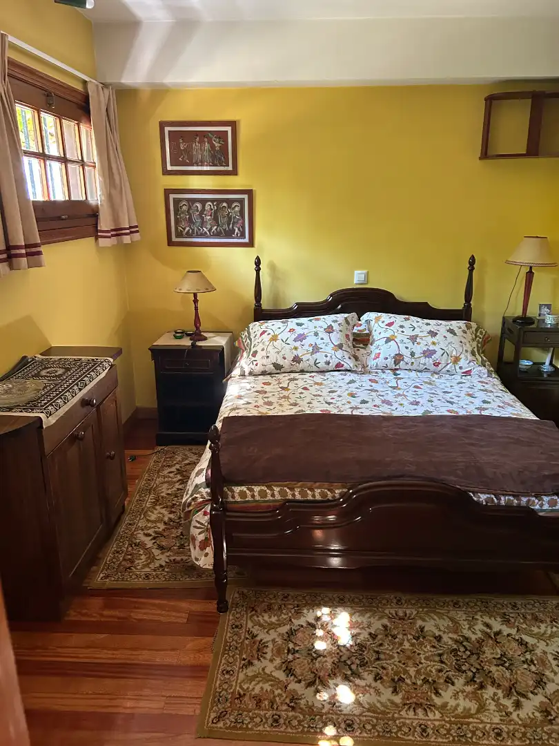 Habitación de Casa o chalet en venta en Vigo  con Calefacción, Jardín privado y Parquet