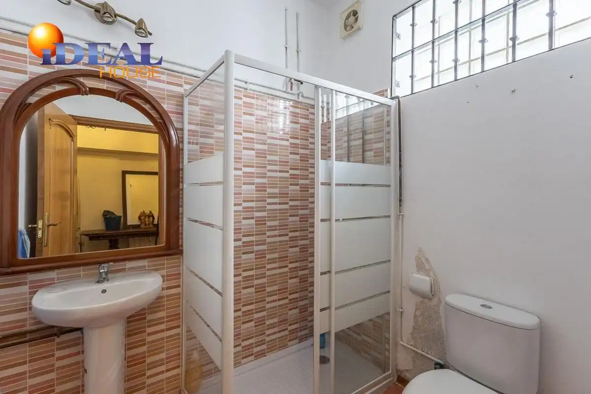 Detached house with terrace for sale in Calle Calle Sauce, imagen 42