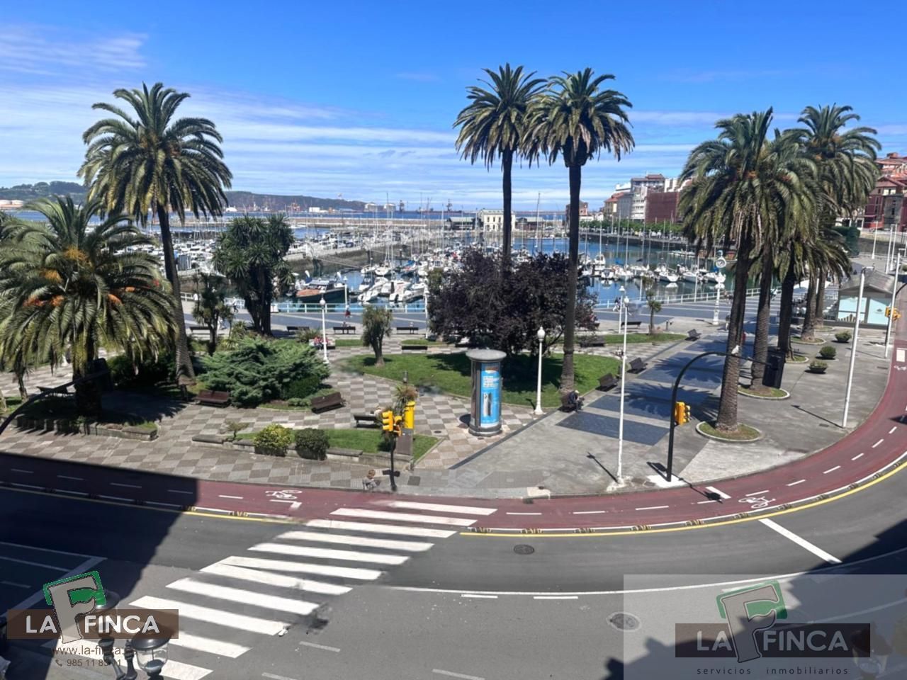 Flat for sale in Barrio del Centro
