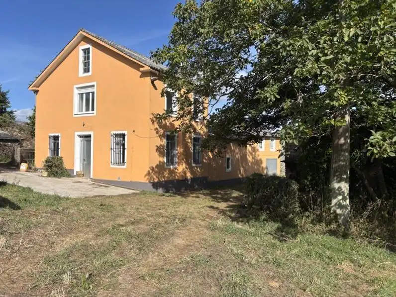 Landhaus mit Garten zum Verkauf in Ortigueira
