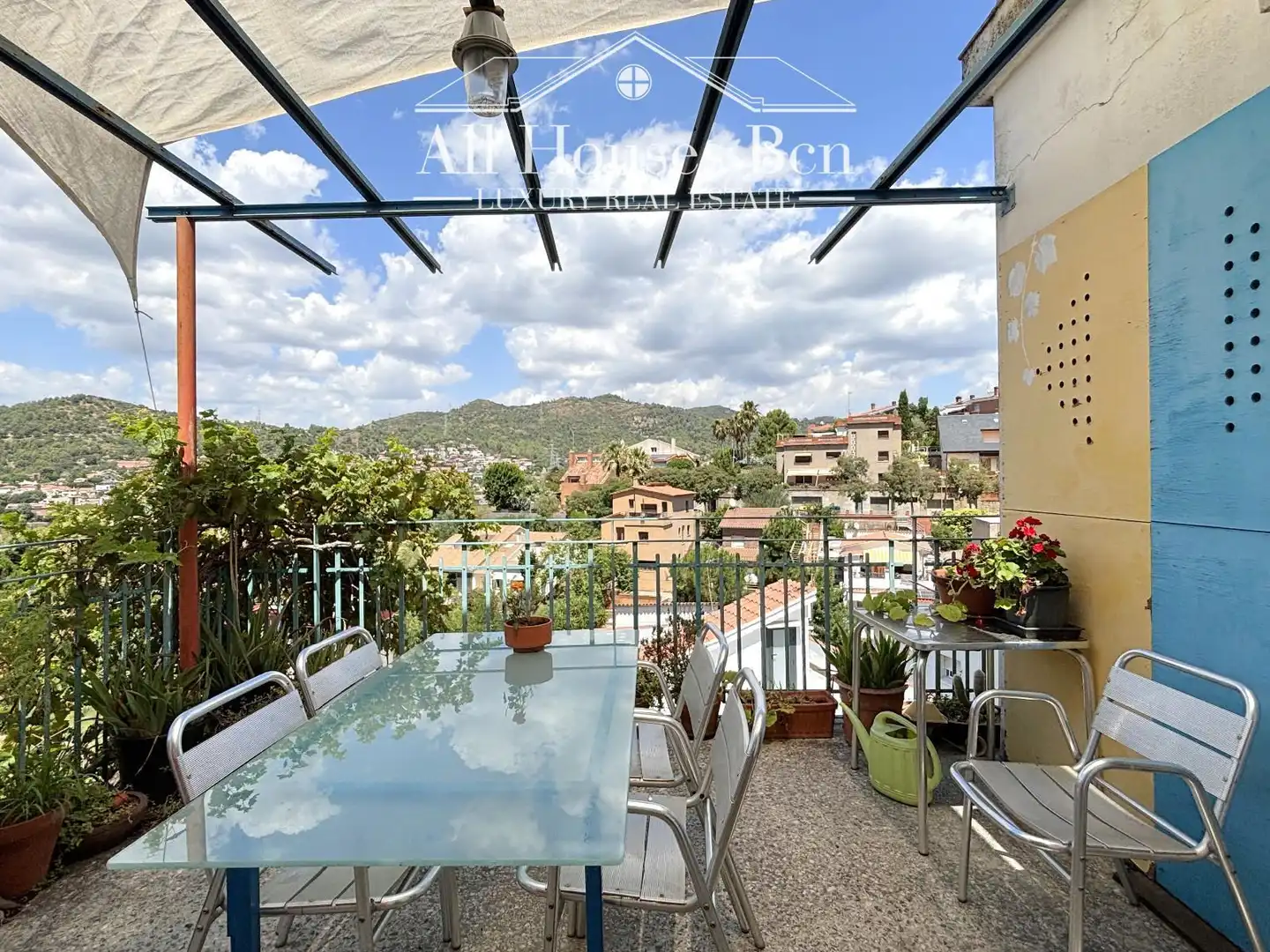 Terraza de Terreno en venta en Sant Just Desvern