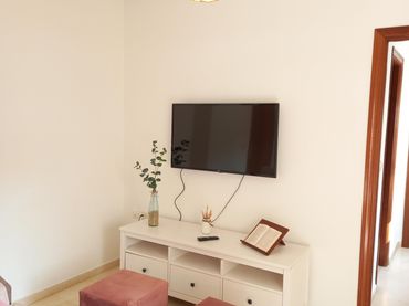 Flat with balcony to rent in Calle Banda Playa 82