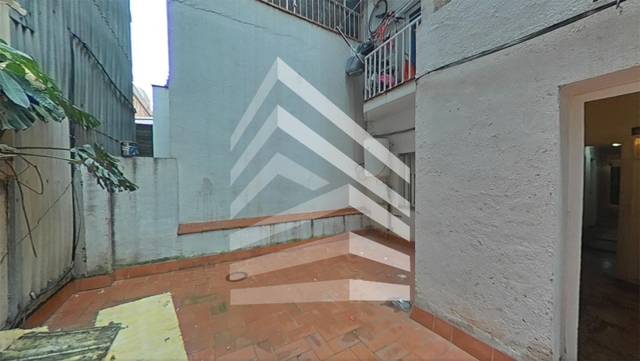 Local comercial en Venta en Carrer de la Florida en La Prosperitat