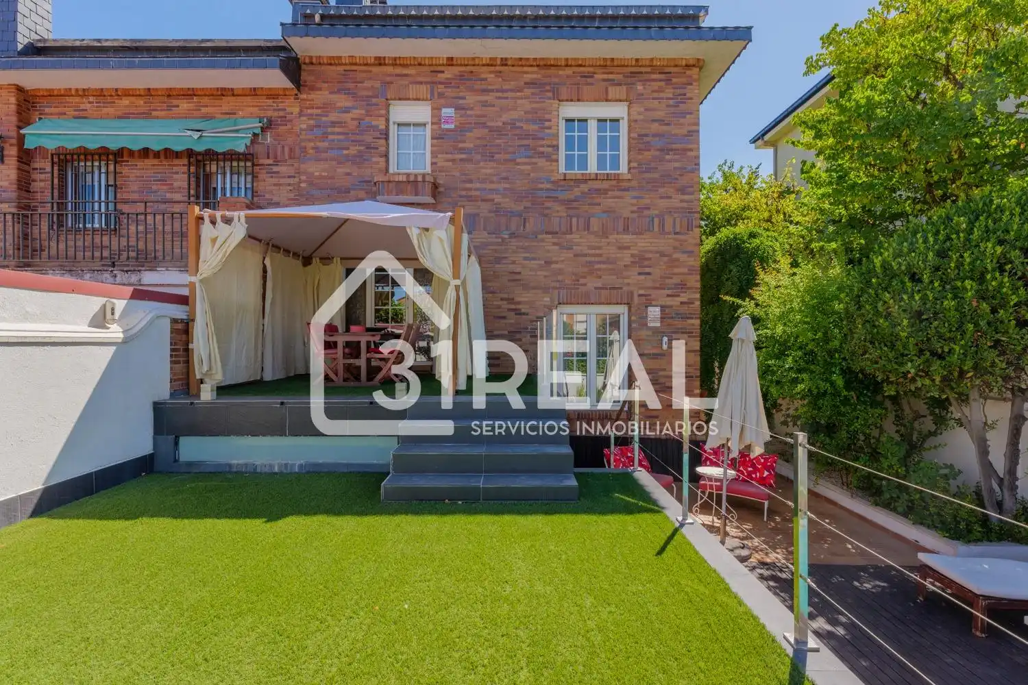 Jardín de Casa o chalet en venta en Madrid con Aire acondicionado, Calefacción y Jardín privado