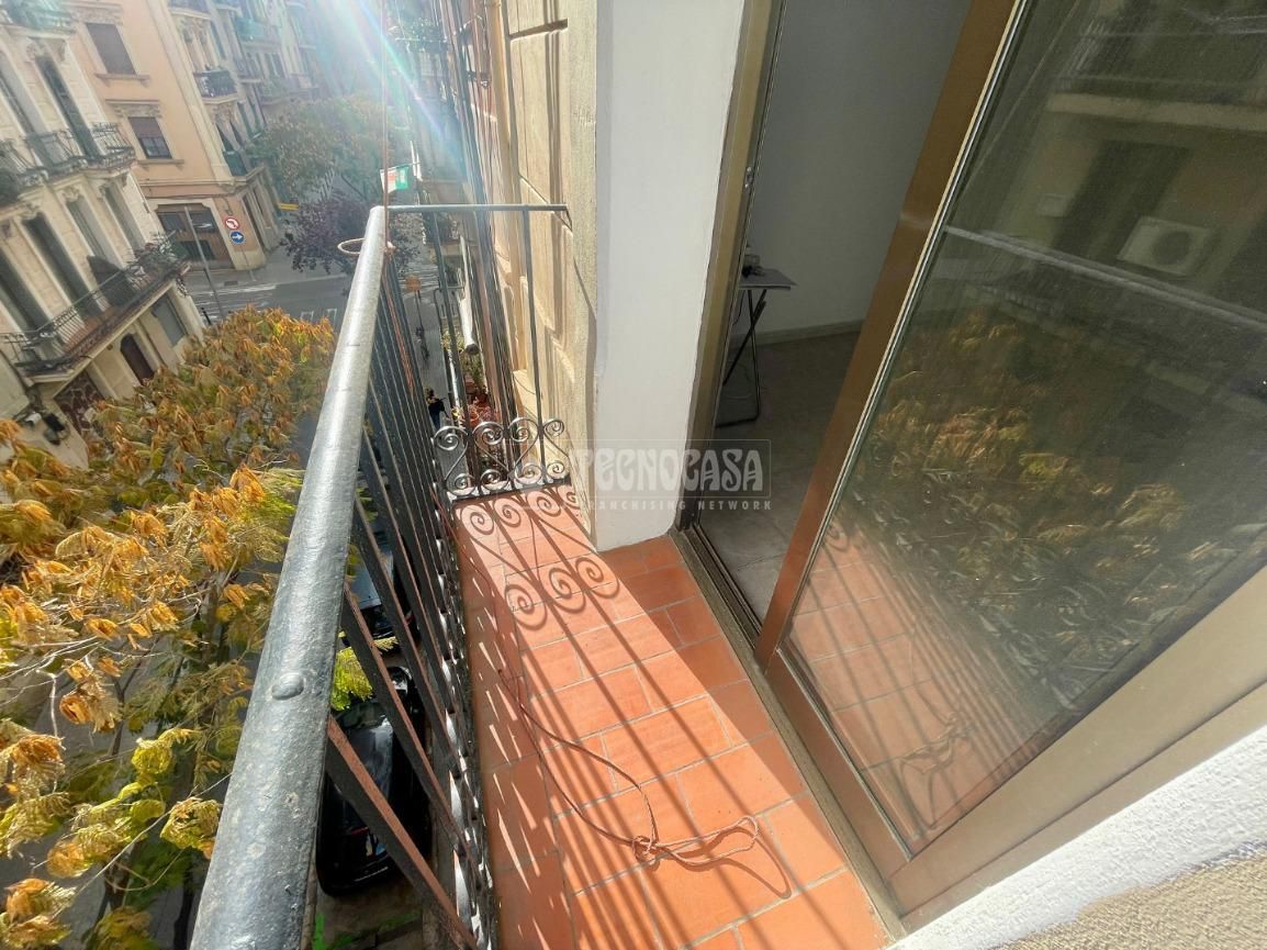 Terrassa de Pis en venda en  Barcelona Capital amb Balcó