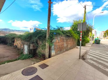 Terreny residencial en venda a Rúa Rosalía de Castro 72