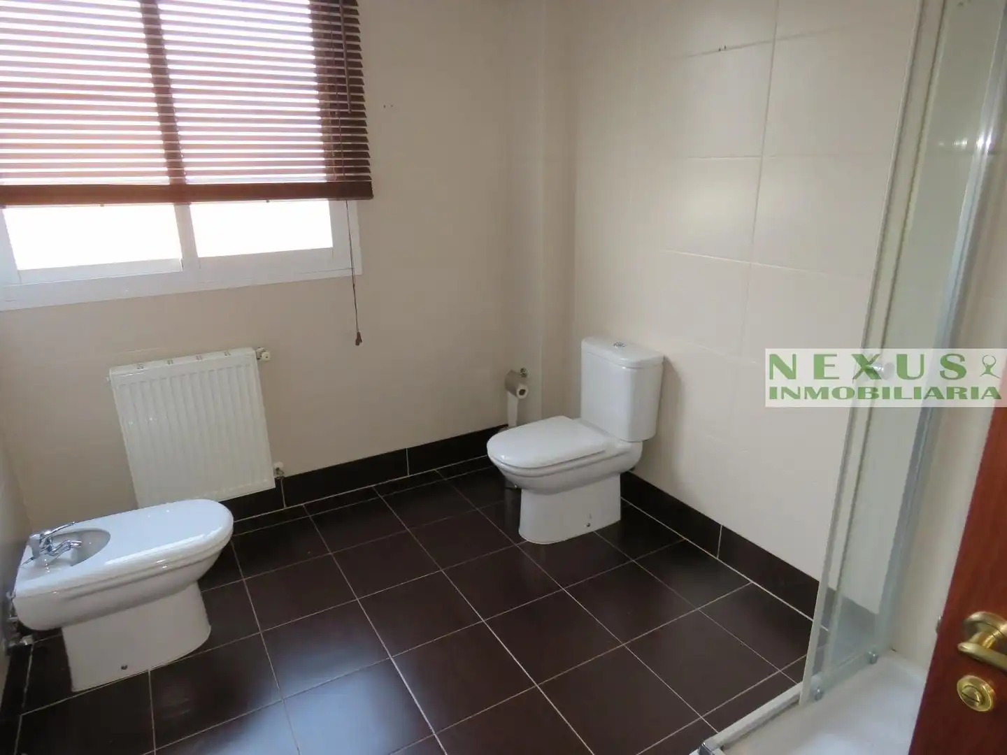 Bathroom of Houses for rent in Cáceres  with Air Conditioner, Heating and Private garden