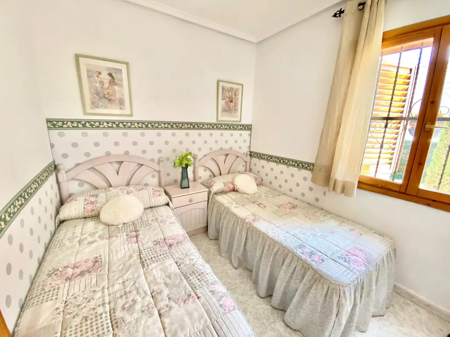 Habitación de Casa o chalet de alquiler en Torrevieja con Aire acondicionado, Calefacción y Jardín privado