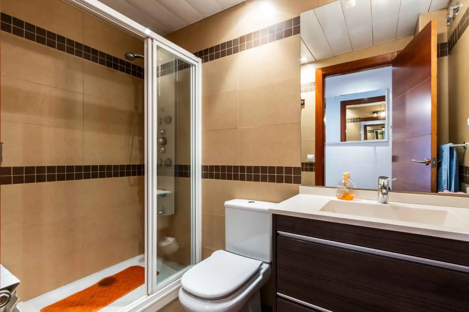 Bathroom of Detached homes for sale in Castellar del Vallès  with Heating and Swimming Pool