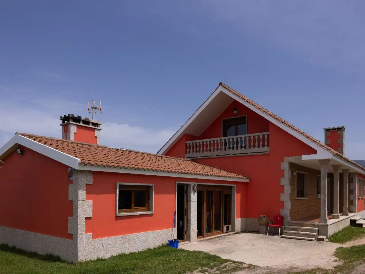 Maison avec piscine à vendre à Lugar Trasdoanes 15