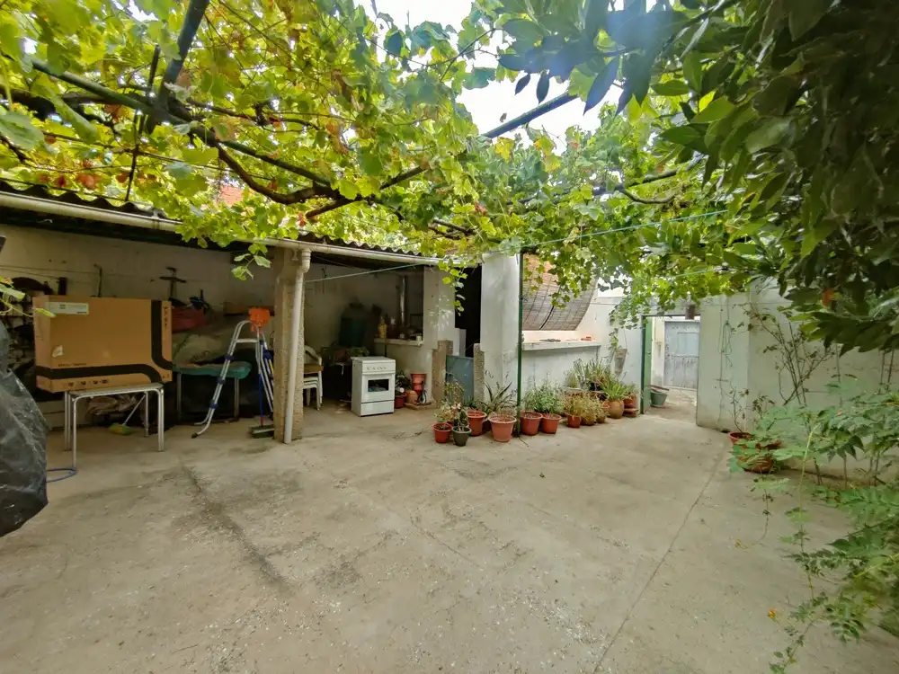 Jardí de Casa o xalet en venda en Azután amb Calefacció i Traster