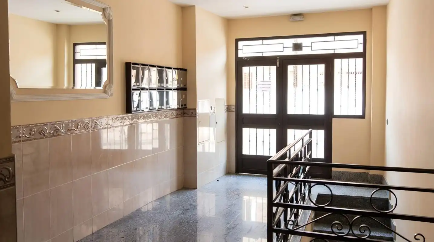 Flat for sale in Fuenlabrada  with Air Conditioner, Heating and Furnished