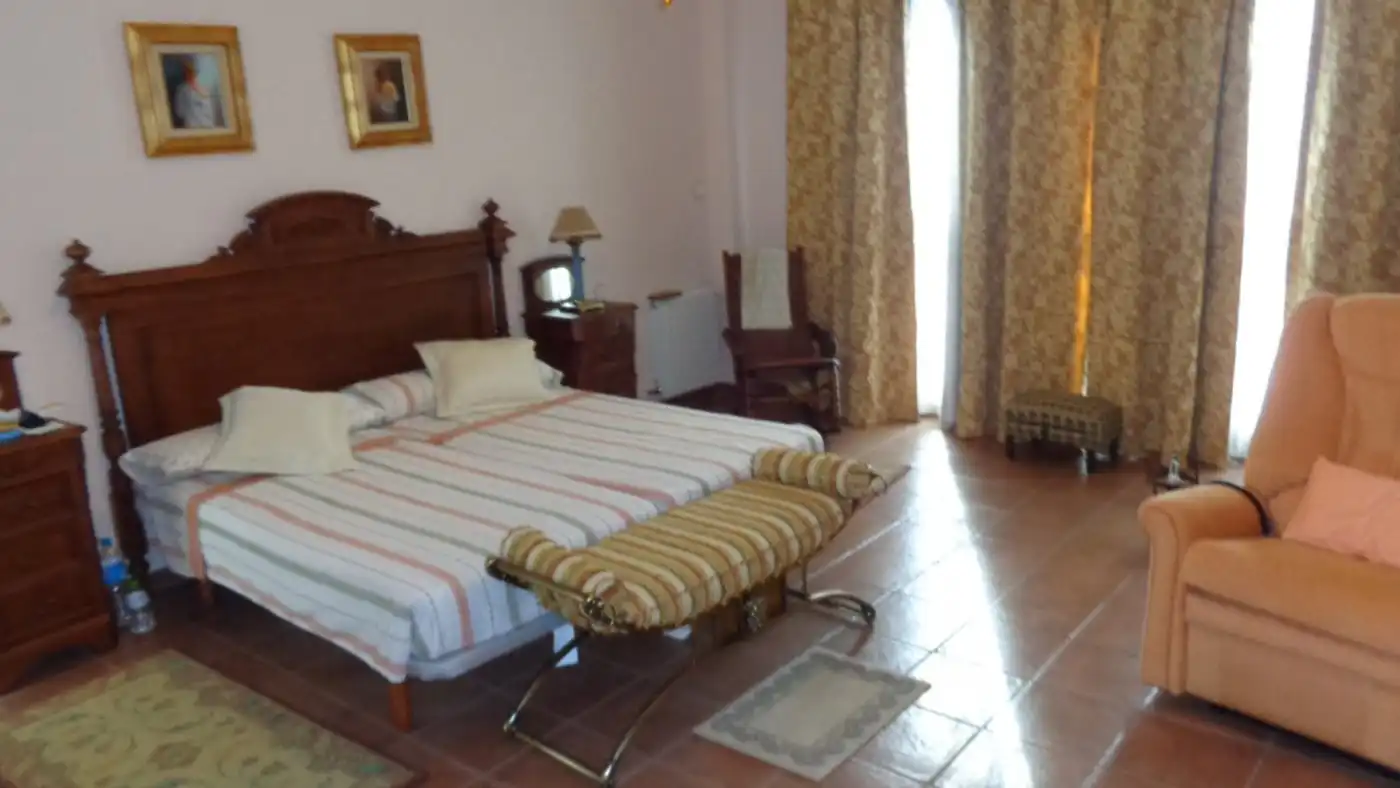 Habitación de Casa o chalet en venta en Petrer con Aire acondicionado, Calefacción y Jardín privado