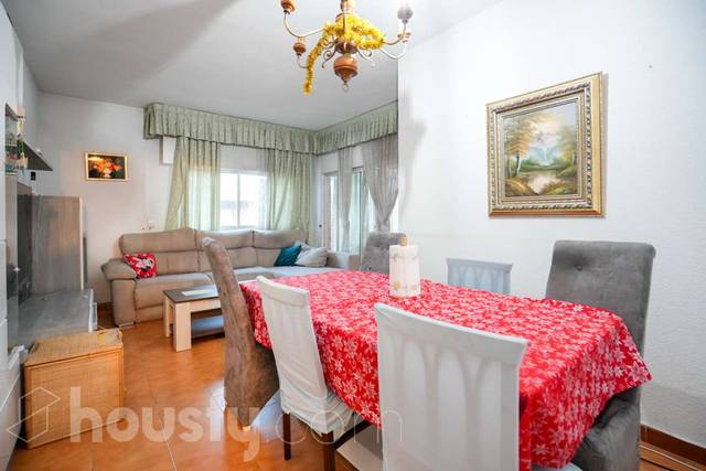 Piso en Venta en Calle Campotéjar, . en Orcasur - 12 de Octubre