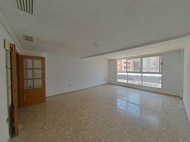 Reihenhaus mit Balkon zum Verkauf in Oeste