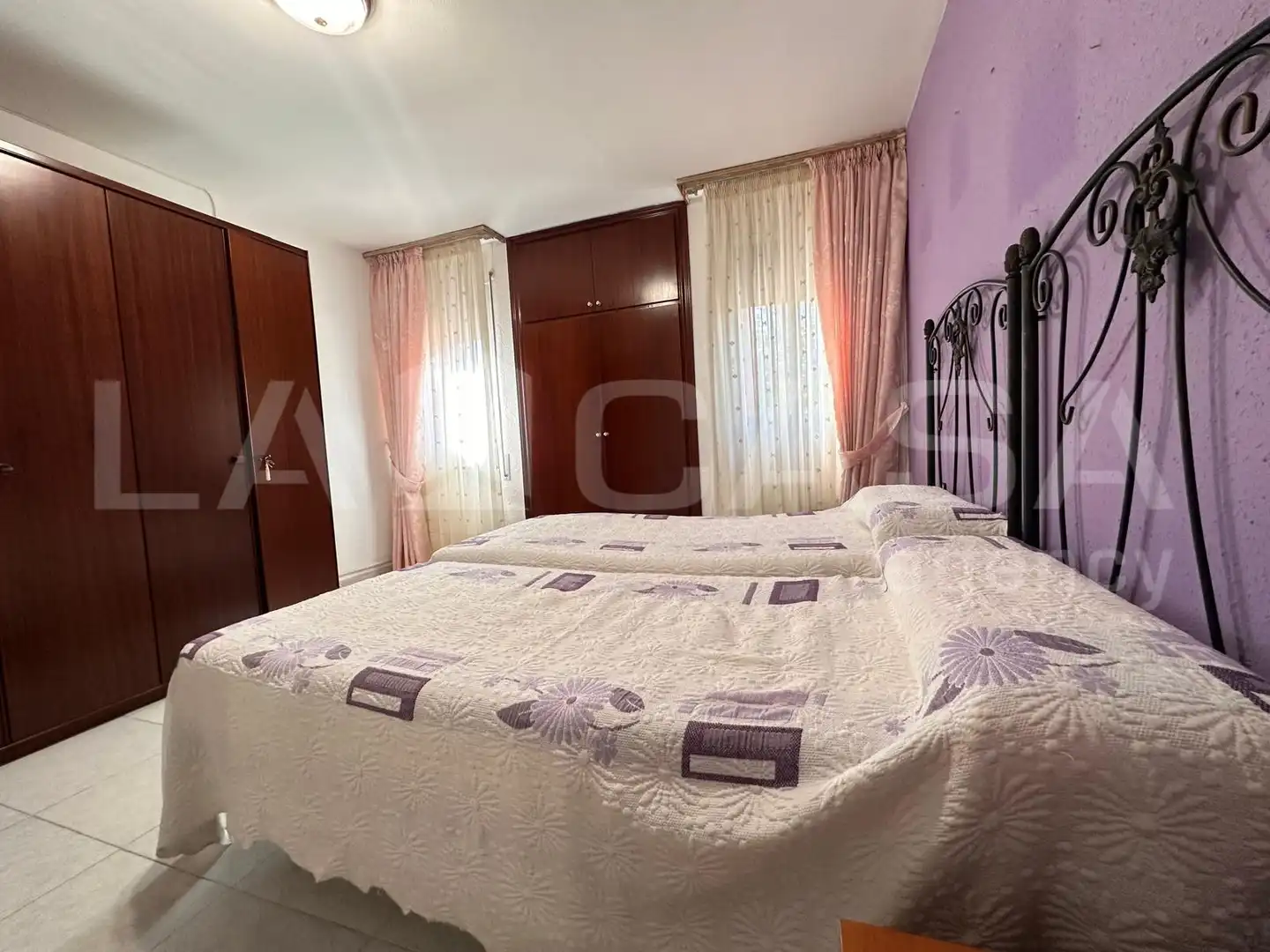 Habitación de Piso en venta en Canovelles con Balcón