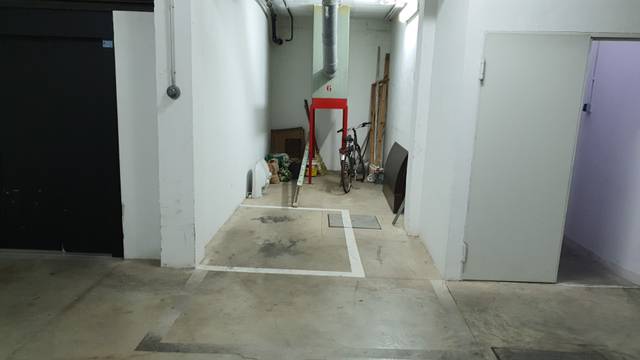 Garaje en Alquiler en Calle Mendigorría, 1 en San Lorenzo