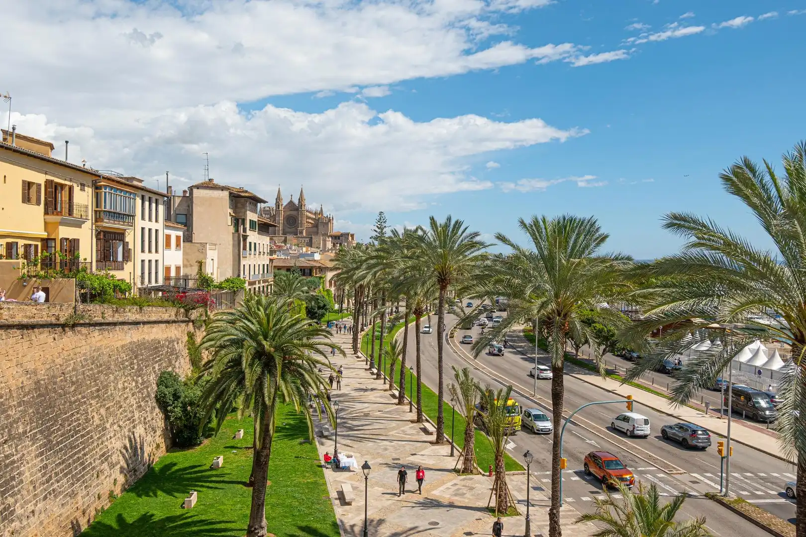 Vista exterior de Planta baixa en venda en  Palma de Mallorca amb Aire condicionat, Calefacció i Jardí privat
