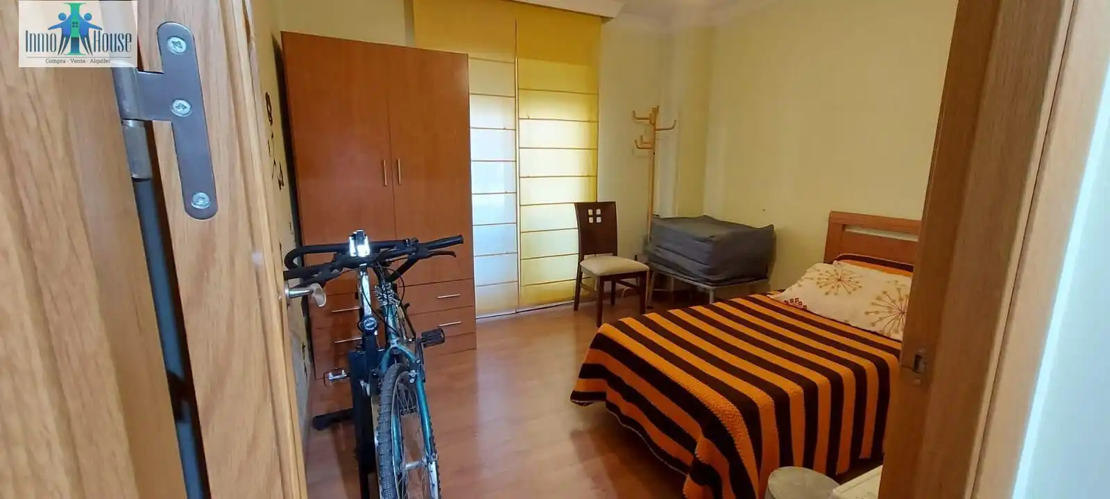 Habitación de Piso en venta en Albacete con Aire acondicionado, Calefacción y Parquet
