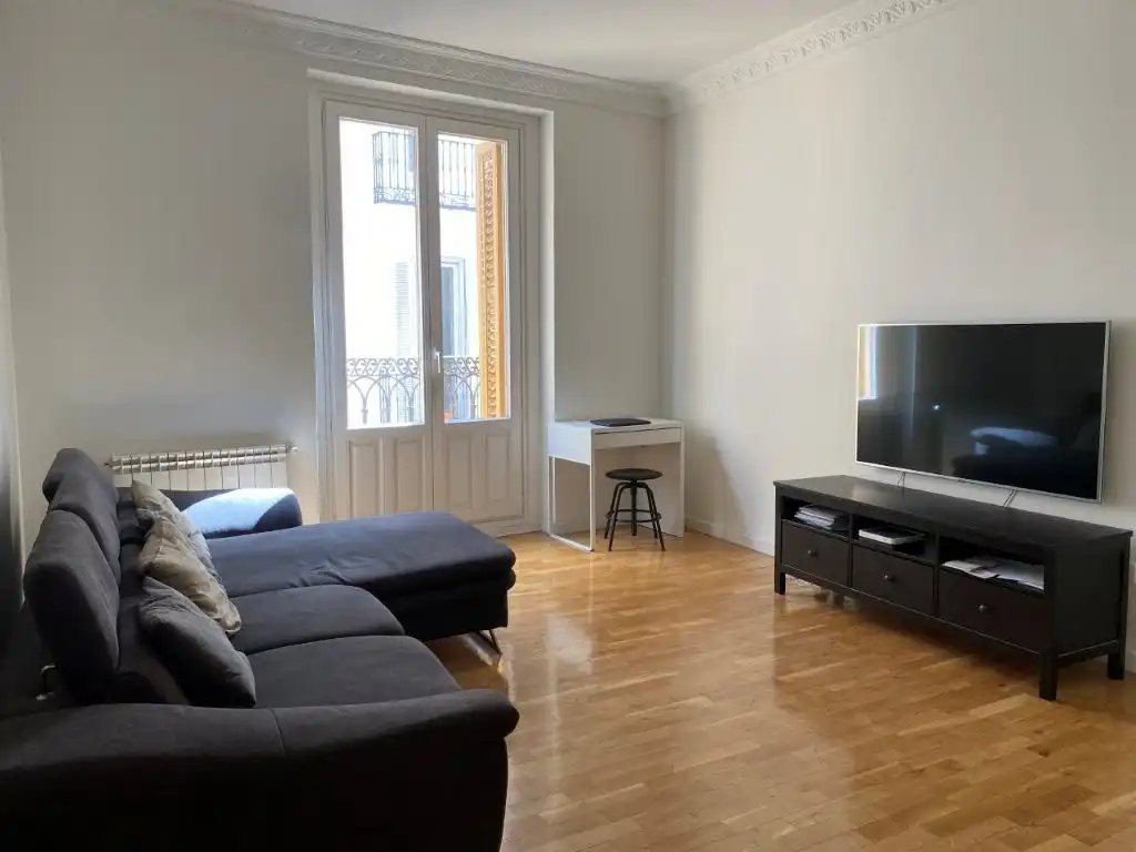 Piso con terraza en venta en Plaza de Isabel II