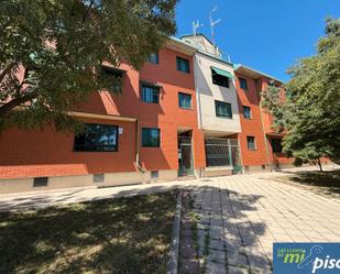 Vista exterior de Pis en venda en Valladolid Capital amb Calefacció, Parquet i Terrassa