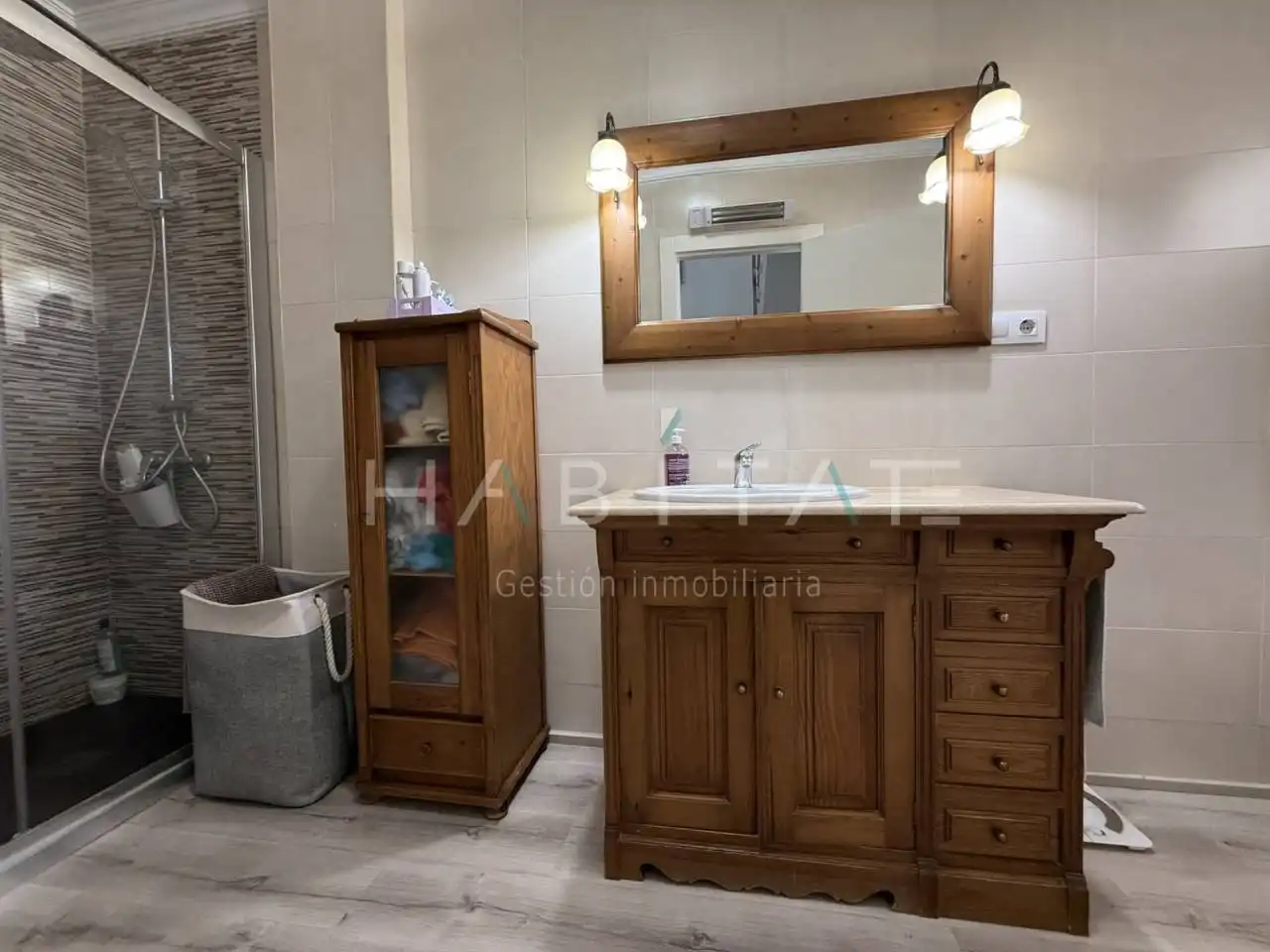 Baño de Dúplex en venta en Pilar de la Horadada con Aire acondicionado, Terraza y Balcón