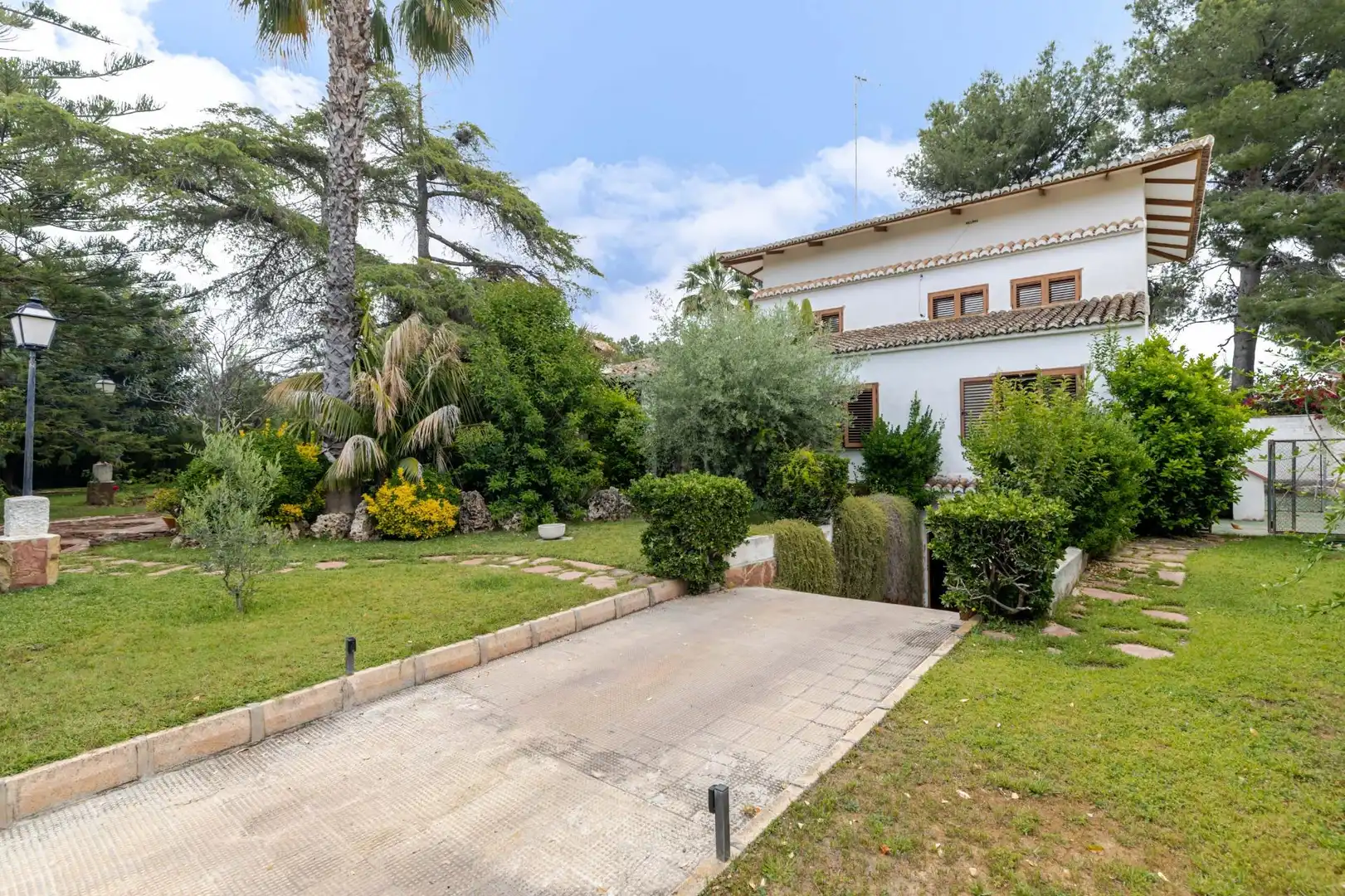 Garden of Houses for sale in L'Eliana  with Air Conditioner, Heating and Private garden