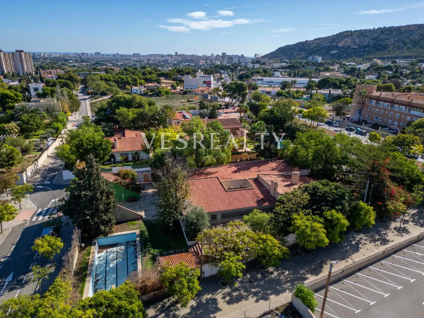 Chalet con terraza en venta en Garbinet - Vistahermosa, imagen 36