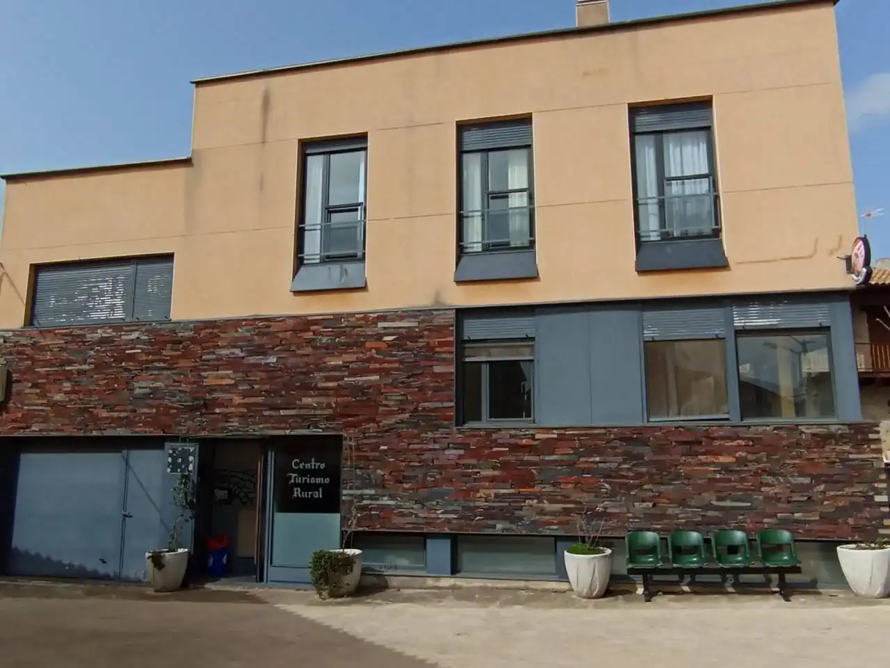 Vista exterior de Edificio en venta en Serradilla del Llano