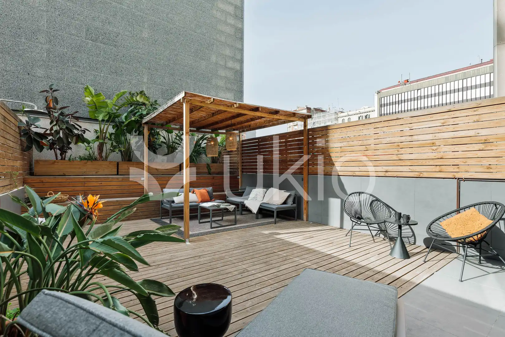 Terrassa de Apartament de lloguer en Barcelona amb Aire condicionat, Calefacció i Terrassa